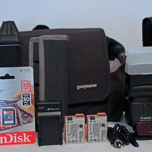Canon T5i T4i T3i T2i:2LP-E8 Pouch Charger 430EX II FLASH Bag 32GB Accessory KIT